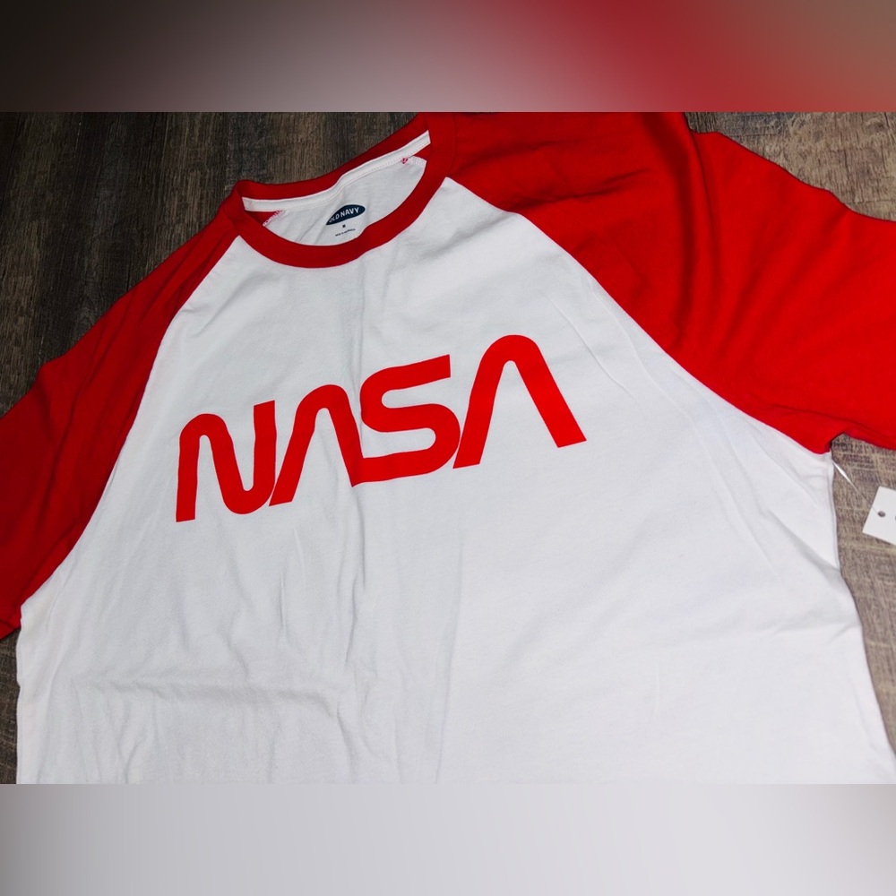 NASA | BASEBALL STYLE | MED |  
RED & WHITE | NWOT ||